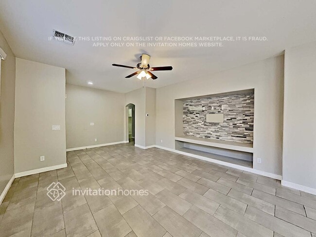 12532 W Cercado Ln