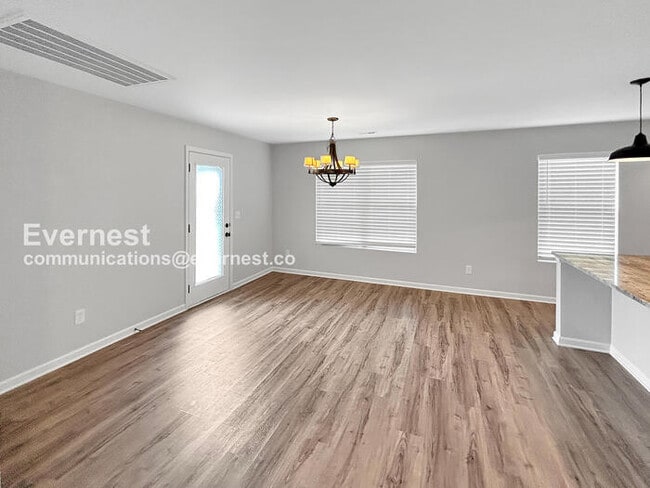 Photo - 322 Fenrose Dr