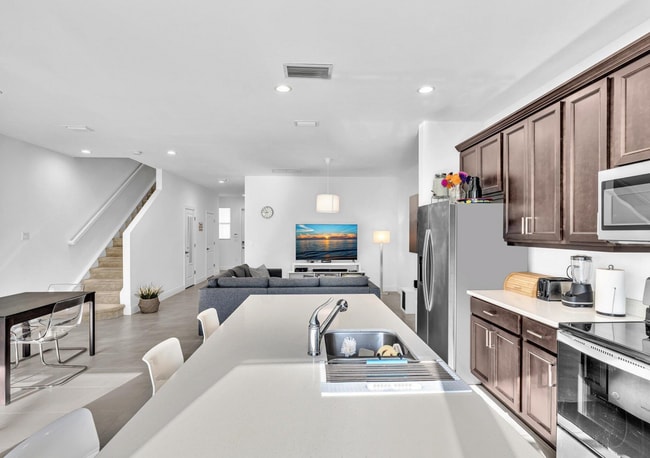Photo - 556 Sanderling Cir