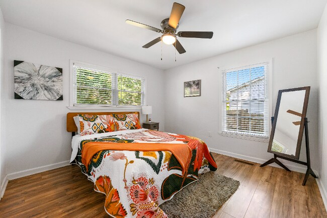 5989 Bowden St
