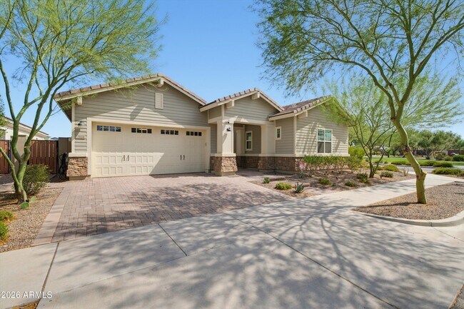 2024 W Andalusian Trail