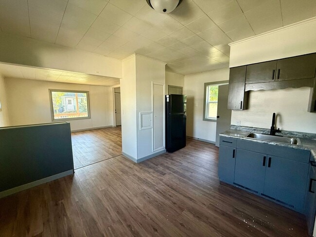 Building Photo - 2 Bed 1 Bath Single Family Home in Wausau