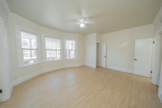 Photo - 4056 Piedmont Ave Unit 6 Glen