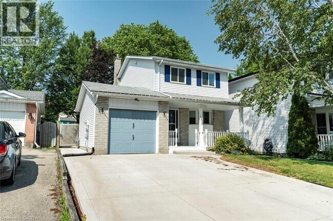 Photo - 125 Cornerbrook Crescent