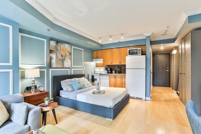 Photo - 210 Victoria St