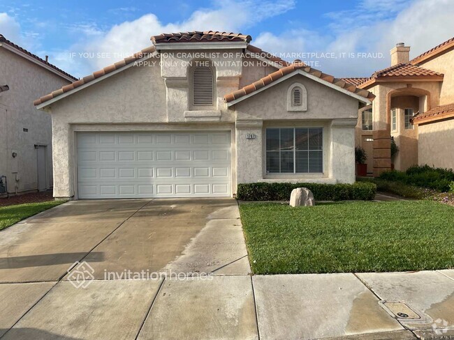 Building Photo - 1707 Talon Ave Rental