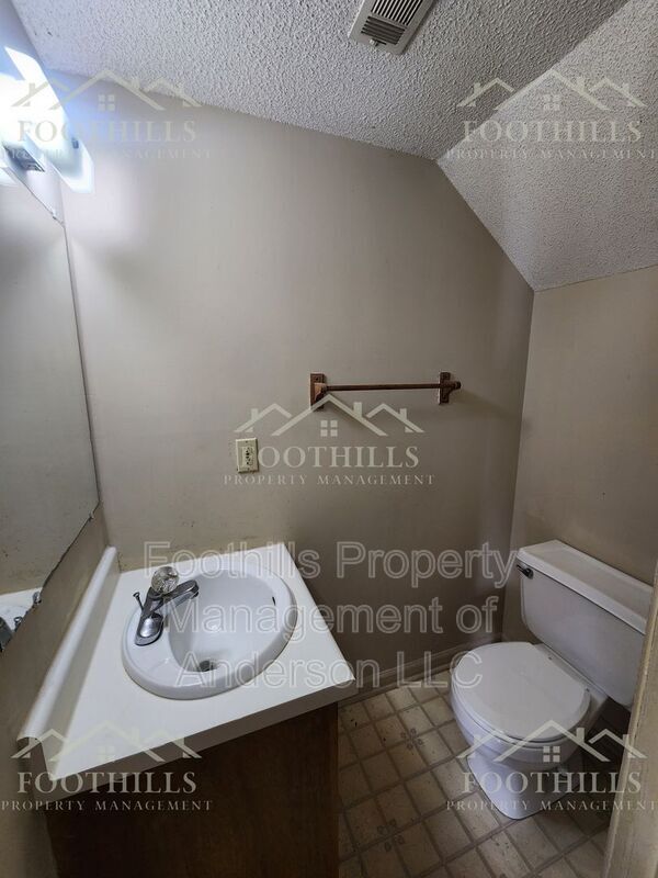 Photo - 123 Woodland Dr Unit D