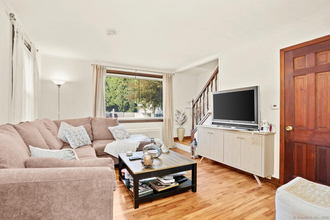 Photo - 82 Garden Dr