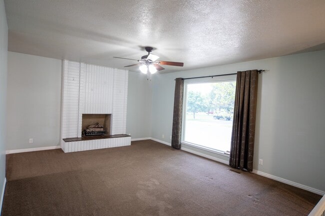 Photo - 1784 N 600 E