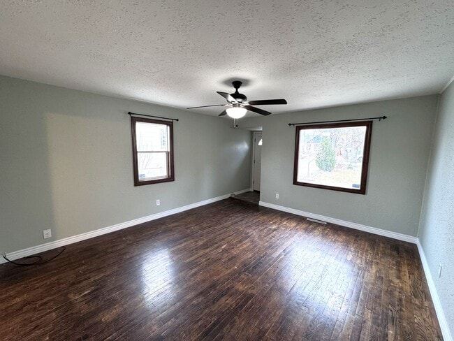 Photo - Beautifully Remodeled Home Near Terry Park