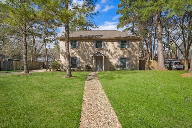 Building Photo - 6302 Hickorycrest Dr Rental