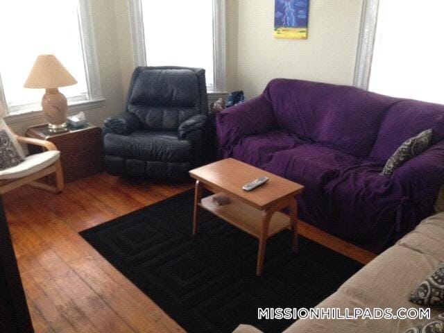 Building Photo - 103 Calumet St