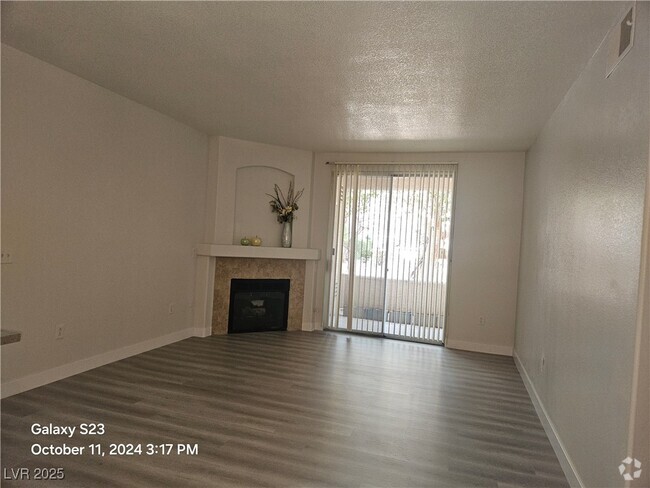 Building Photo - 1830 N Buffalo Dr Unit 1091 Rental