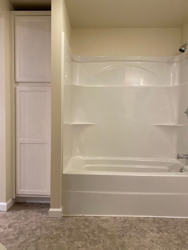 Photo - Charming One Bedroom, One Bath Unit in Tacoma!!