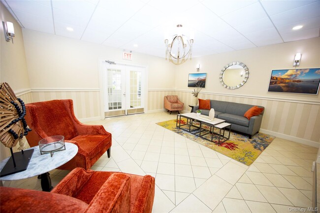Photo - 77 Lenox Rd Unit 1A