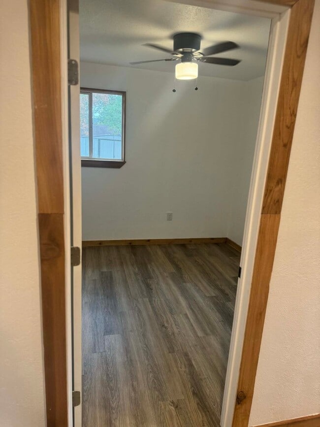 Photo - 19518 Barwick Dr