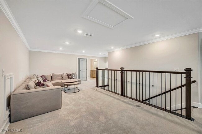 Building Photo - 9574 Everglades Dr