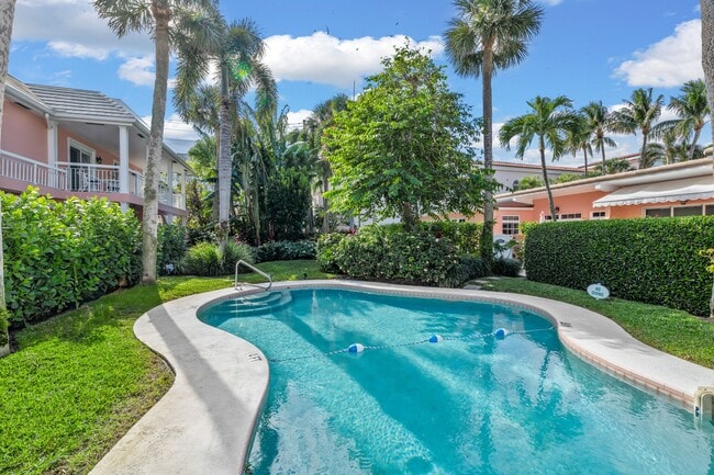 Photo - 134 Peruvian Ave