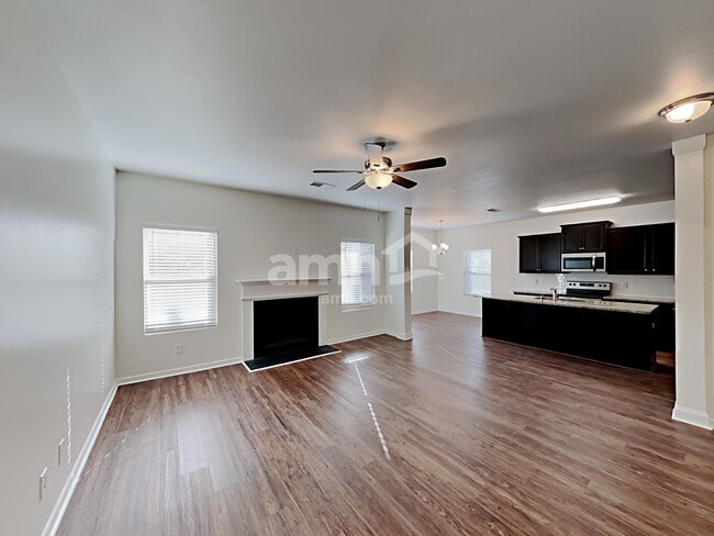 Photo - 731 Stable View Loop