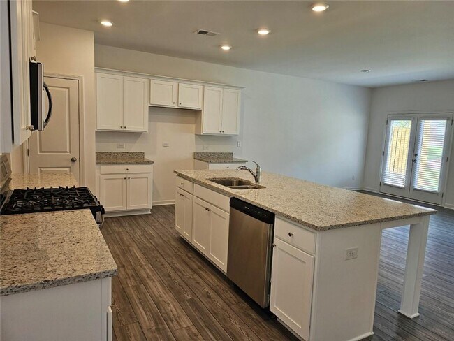 Photo - 1853 Frisco Wy