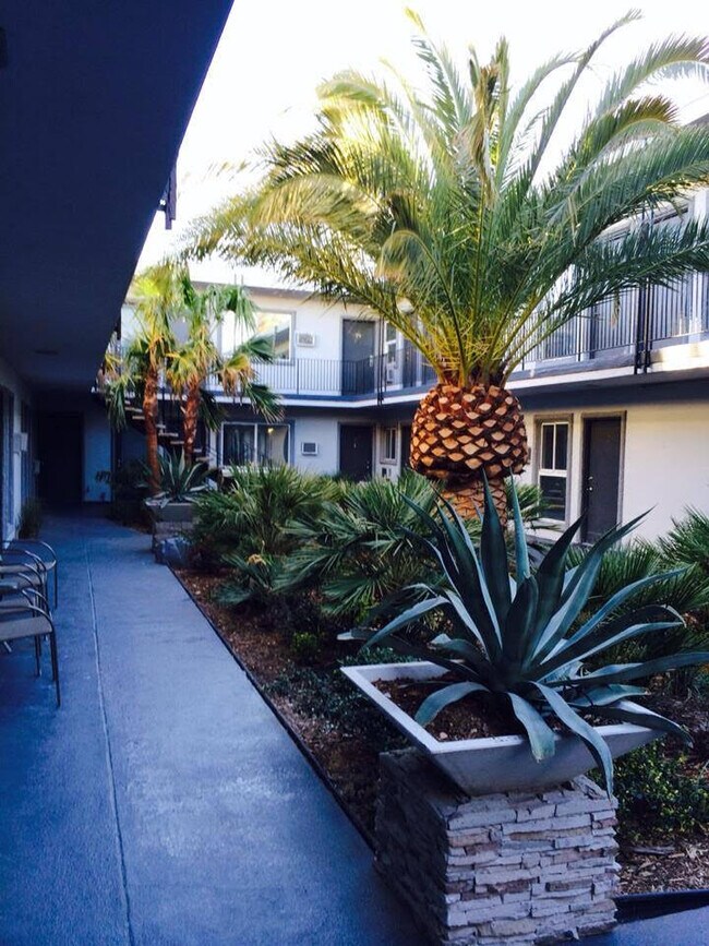 Photo - 1520 S Casino Center Blvd