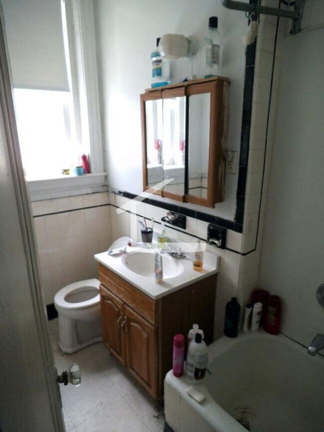 Photo - No brokers Fee, No Security Deposit, Eleva...