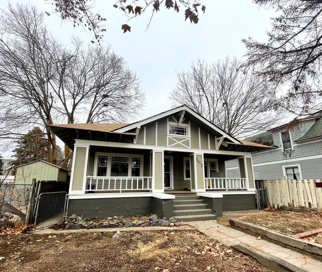 Building Photo - 3 Bedroom 1 Bath Home