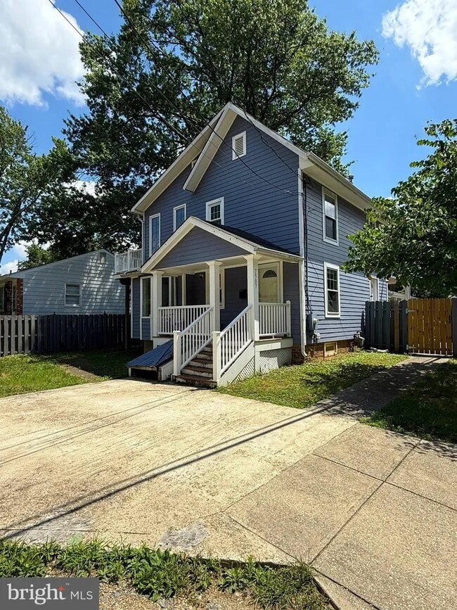 Photo - 7507 Dartmouth Ave