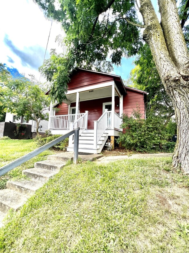 Photo - 712 Madison Ave