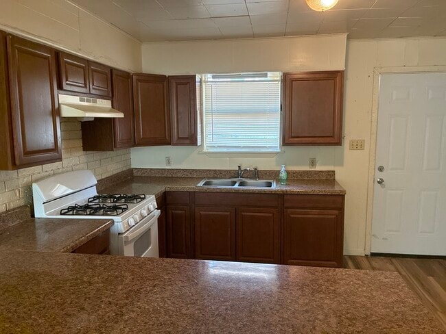 Photo - Move-In Ready 2BR Home in Taylor, TX