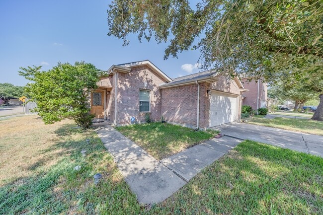 Photo - 6503 Warfield Ln
