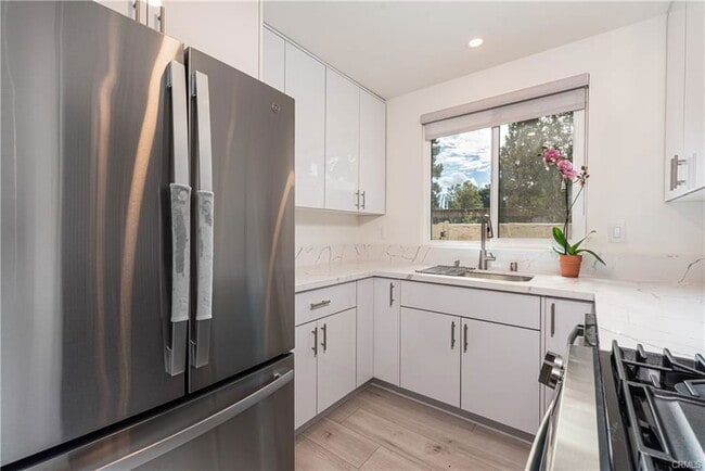 Photo - 6201 Shoup Ave