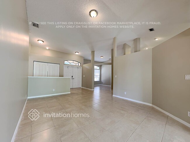 Photo - 102 Royal Ct