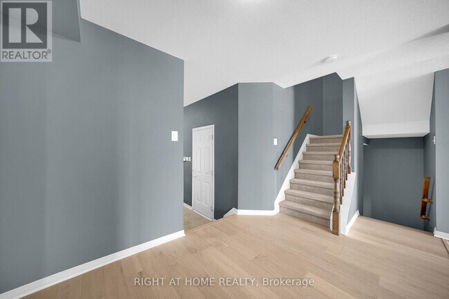 Photo - 175 Kincardine Dr