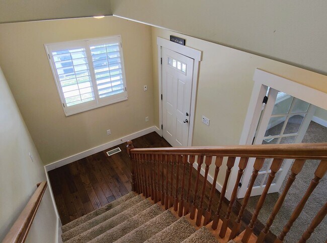 Photo - Beautiful 4 Bd 2.5 Bath Home in Sandy