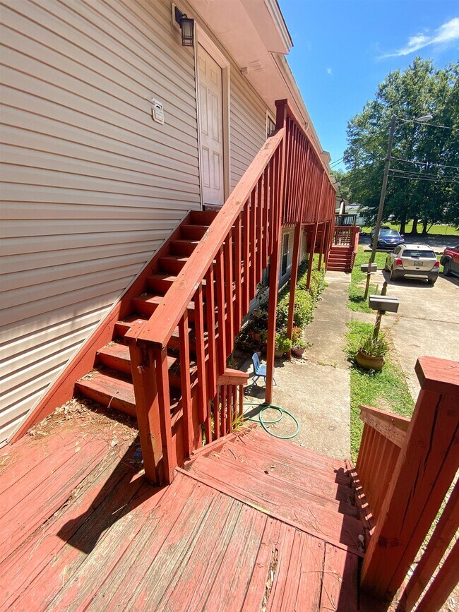 Photo - 1416 Charlotte St