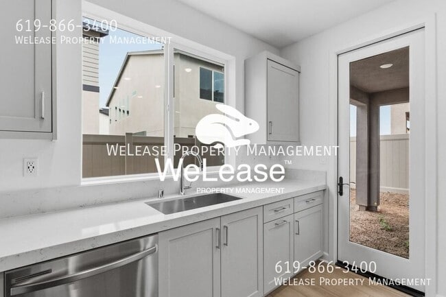 Photo - 1149 Brixton St