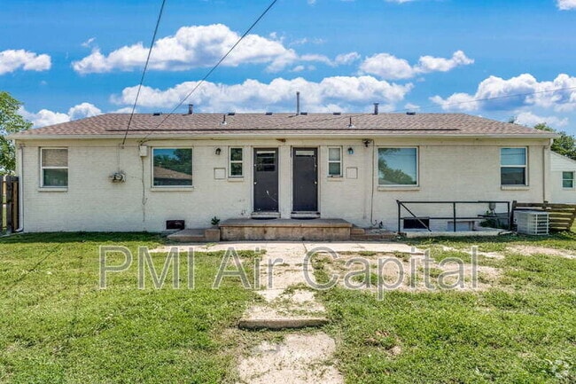 Building Photo - 6417 E Cottonwood Ln Rental