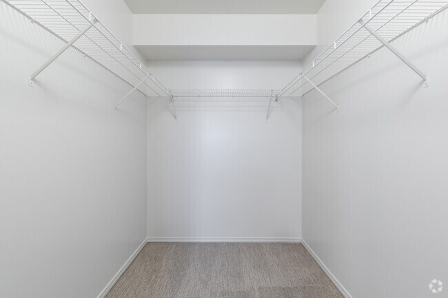 Reno-2BR, 1BA - 1,004SF