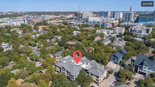 Great Location! West Campus! - 1910 Robbins Pl Unit 105