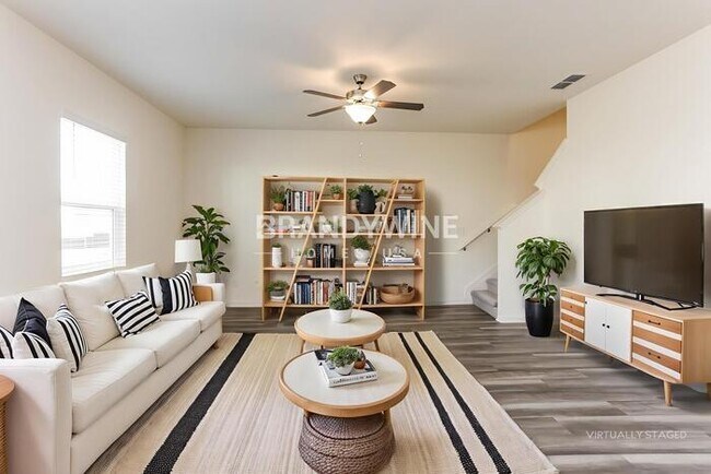 Photo - 93 Rowlett Pl