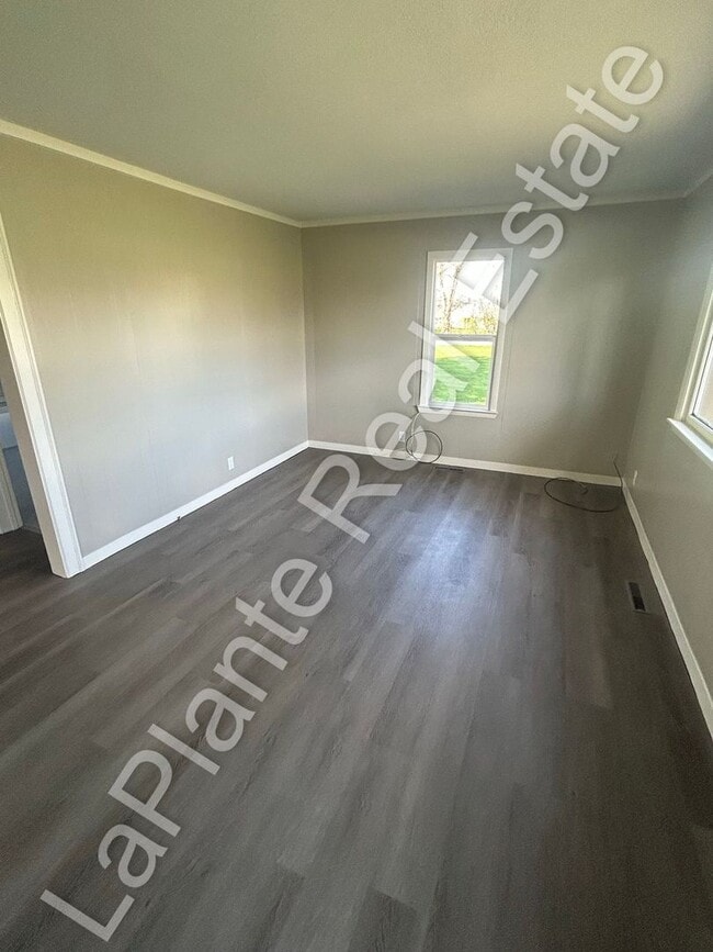 Photo - 9155 Maumee Western Rd