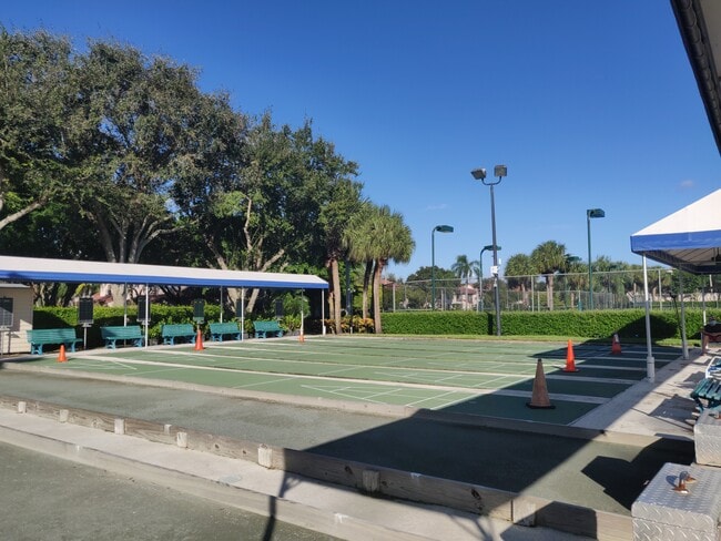 Photo - 5139 Europa Dr Unit H