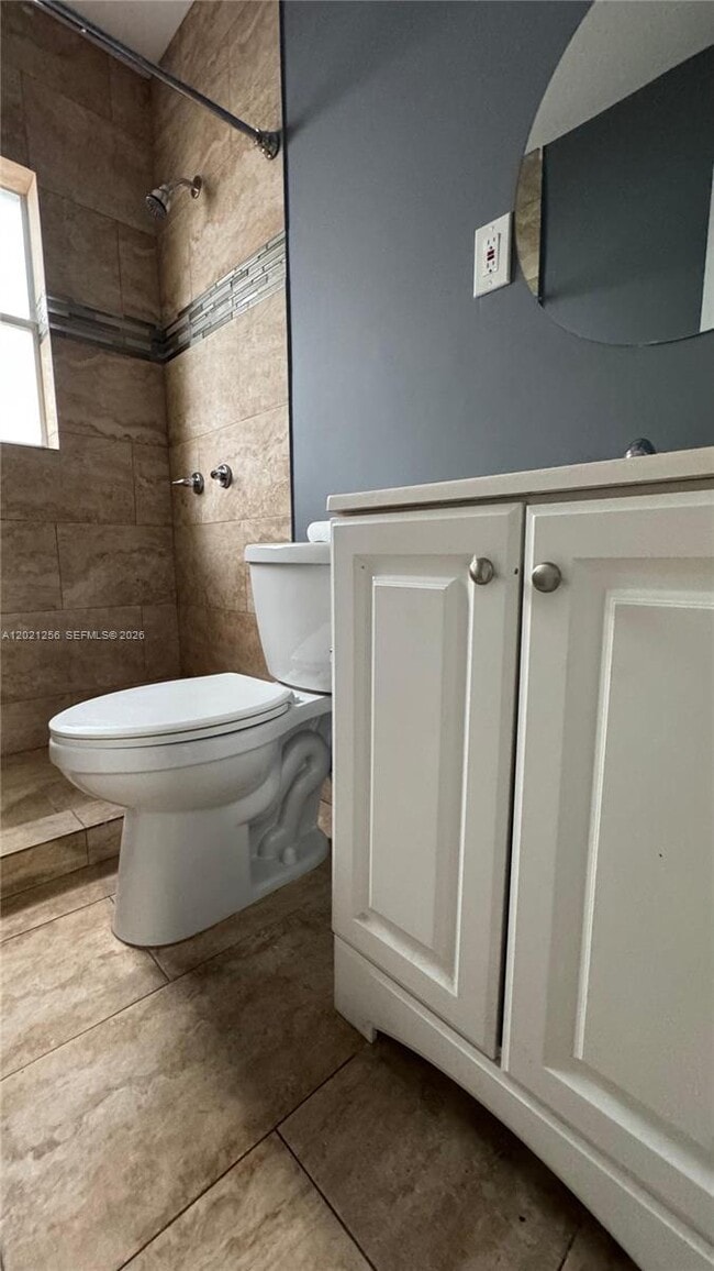 Photo - 820 SE 12th St