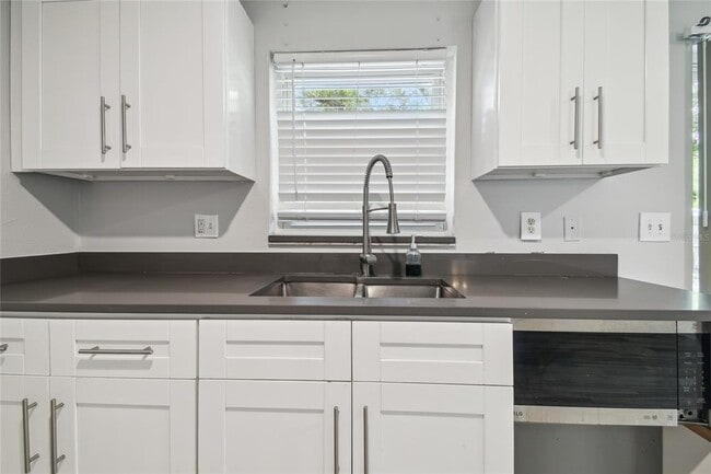 Photo - 3679 Sugarcreek Dr