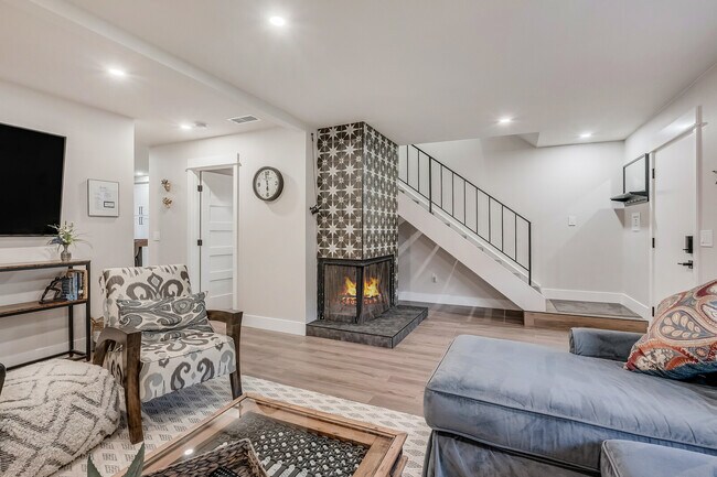 Photo - 839 Del Mar Downs Rd