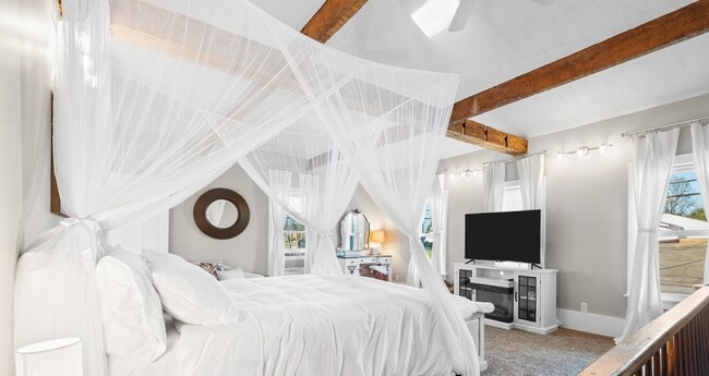 Photo - 9845 Cleveland Ave NW