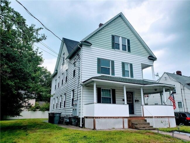 Building Photo - 73 Lewis St Unit 1 Rental