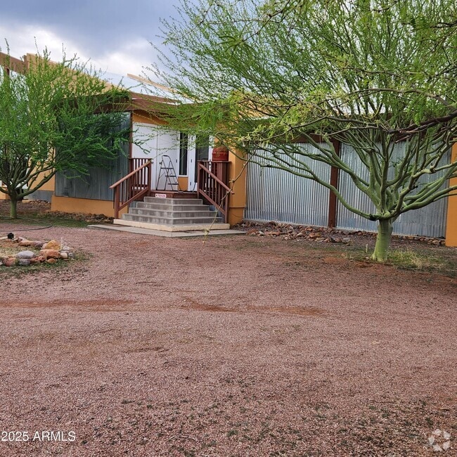 Building Photo - 399 Ewing Trail Rental