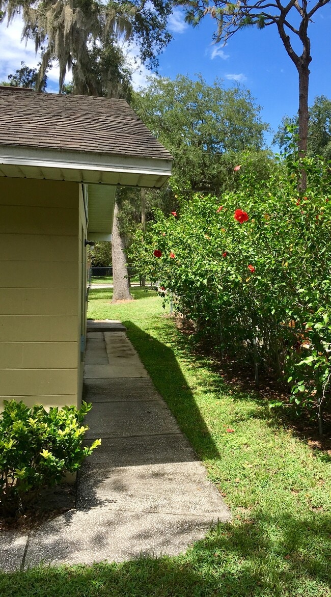 Photo - 442 Village Ct Unidad 442